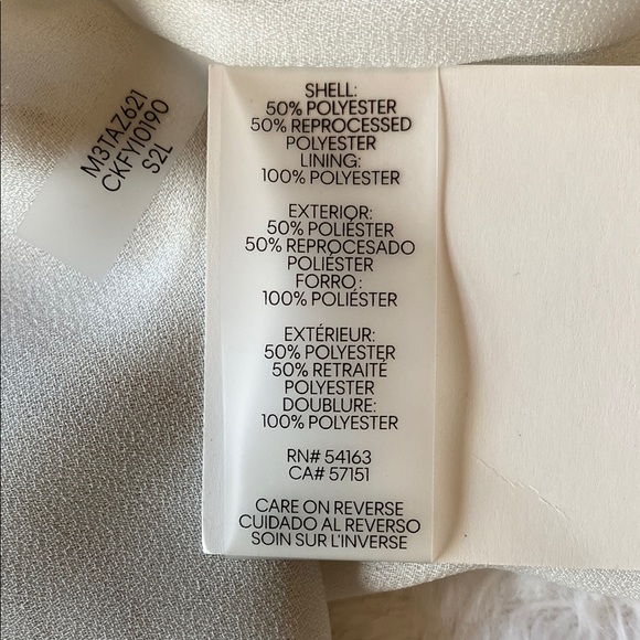 Calvin Klein Cream and White Button Down Blouse with Mandarin Collar top Size M - Picture 6 of 7